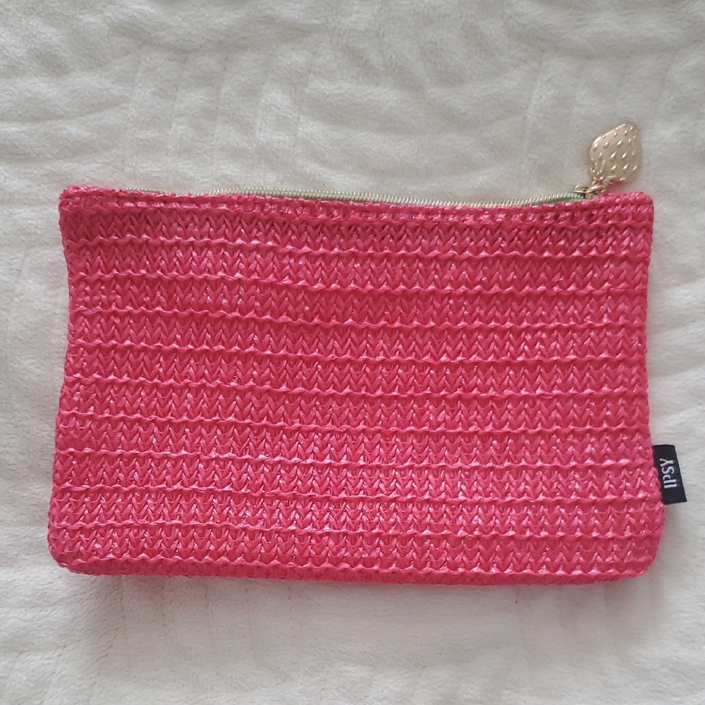 FREE with purchase Ipsy Pink Cosmetic Bag